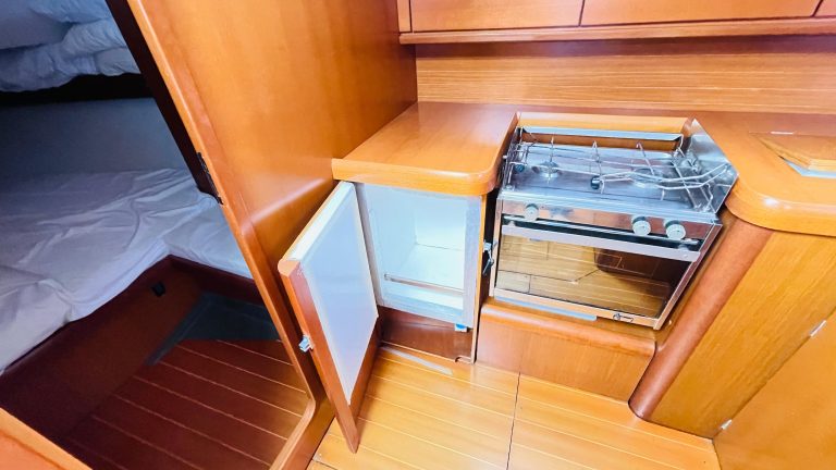 2006-grand-soleil-50-sail-9545415-20240918064733428-1_XLARGE