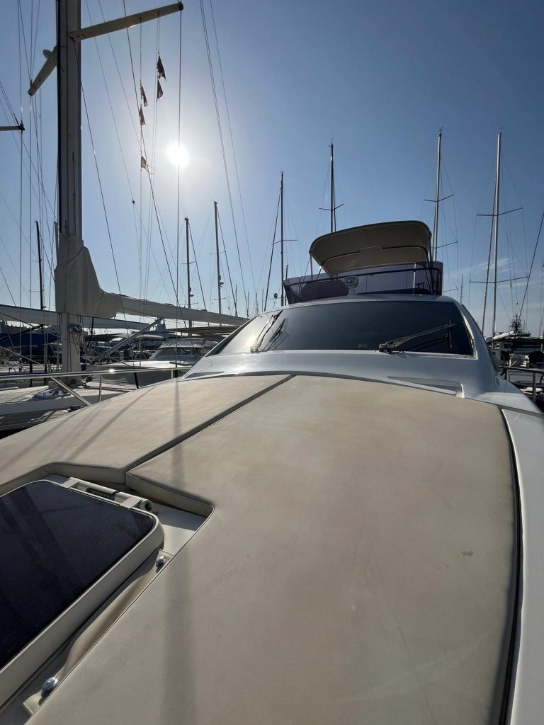 2010-ferretti-yachts-470-power-9521704-20240827053141557-1_XLARGE