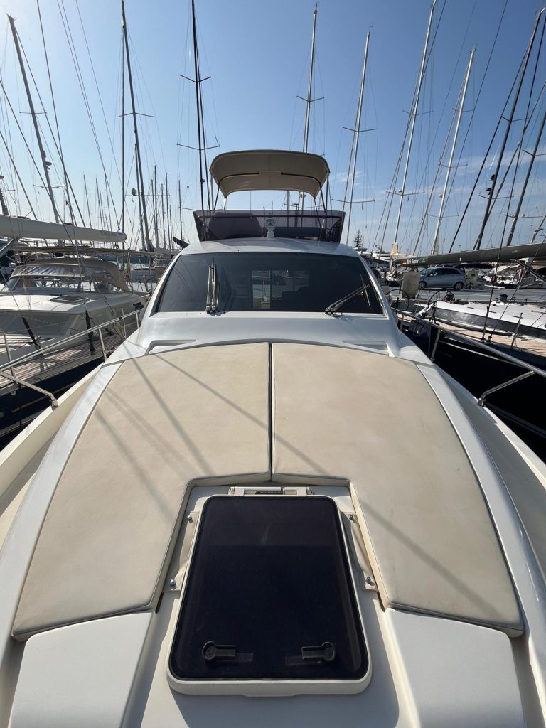 2010-ferretti-yachts-470-power-9521704-20240827053143680-1_XLARGE