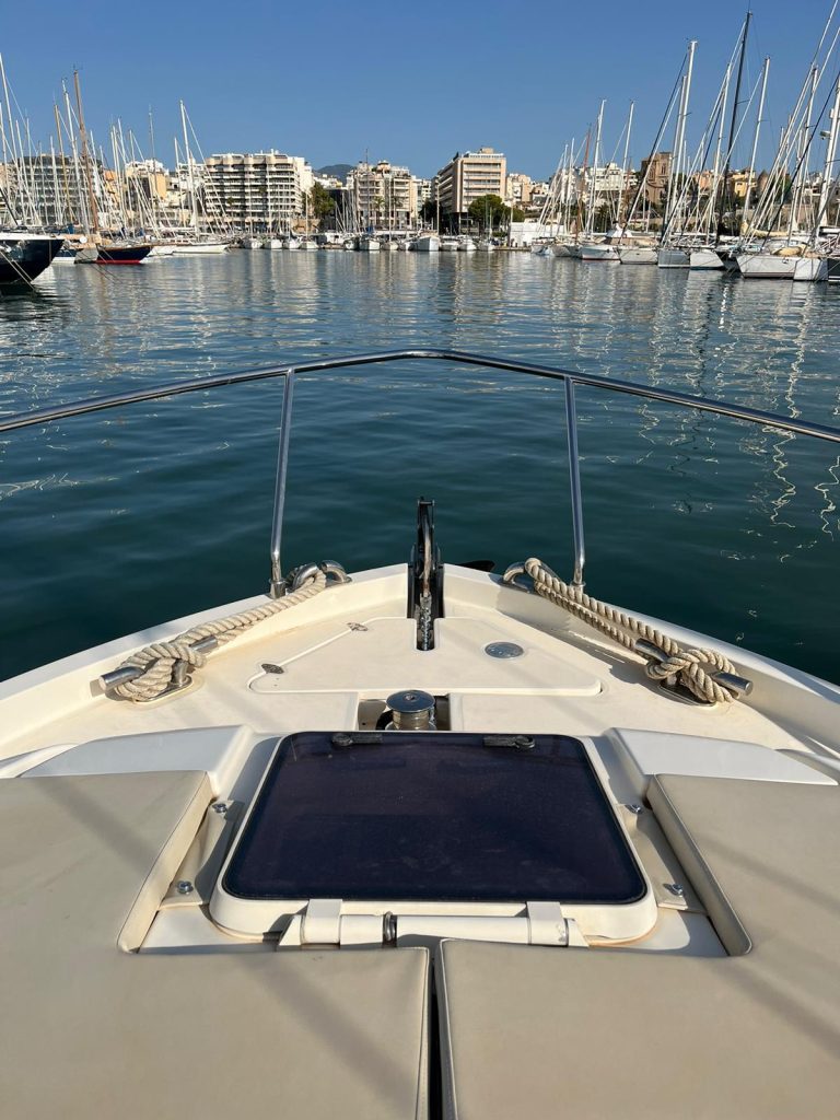2010-ferretti-yachts-470-power-9521704-20240827053145639-1_XLARGE