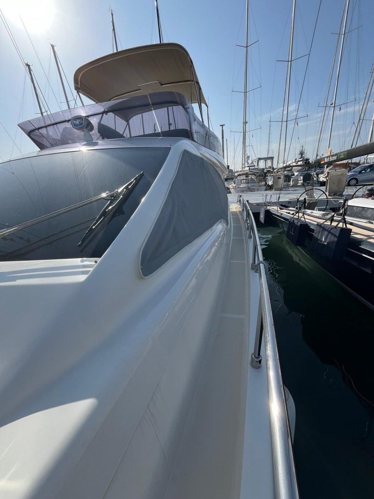 2010-ferretti-yachts-470-power-9521704-20240827053149554-1_XLARGE
