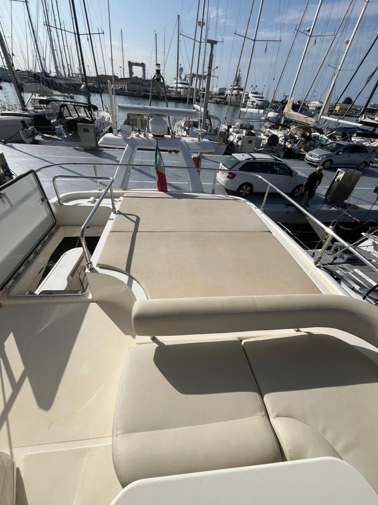 2010-ferretti-yachts-470-power-9521704-20240827053151801-1_XLARGE