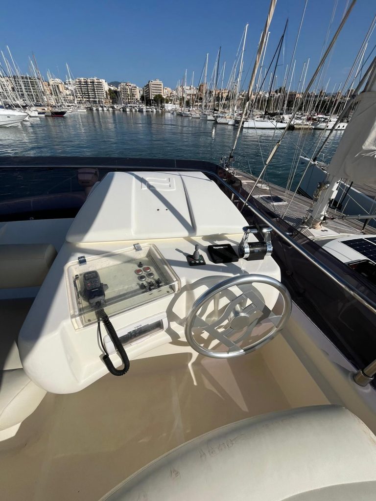 2010-ferretti-yachts-470-power-9521704-20240827053157676-1_XLARGE