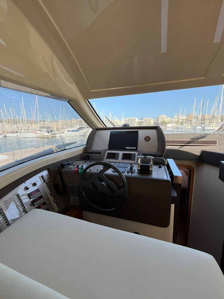 2010-ferretti-yachts-470-power-9521704-20240827053211906-1_XLARGE
