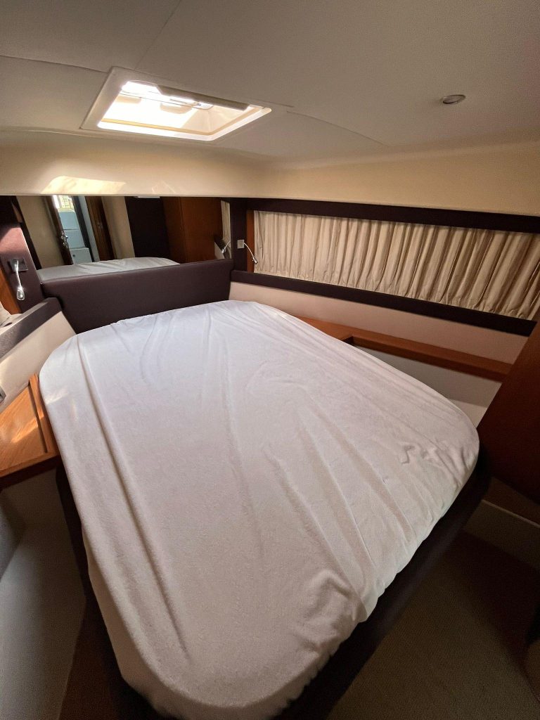 2010-ferretti-yachts-470-power-9521704-20240827053213811-1_XLARGE