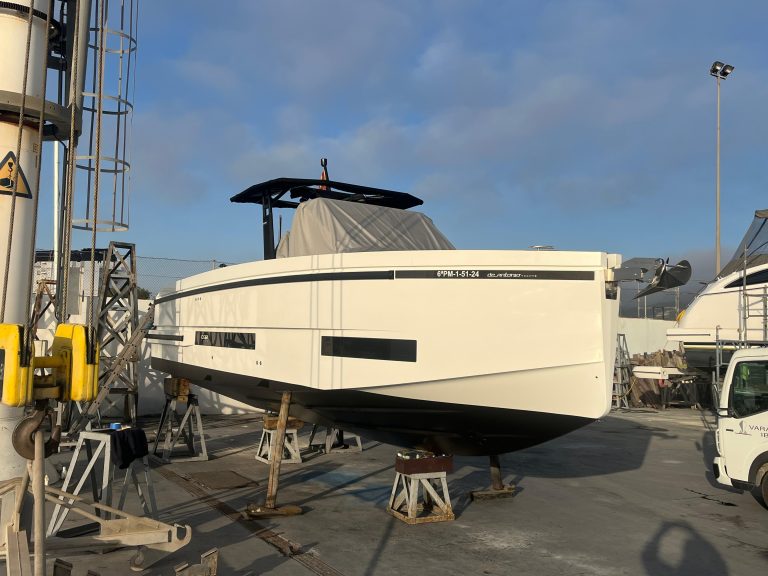 2024-de-antonio-yachts-d32-power-723356-20250423144158436-1_XLARGE (7)