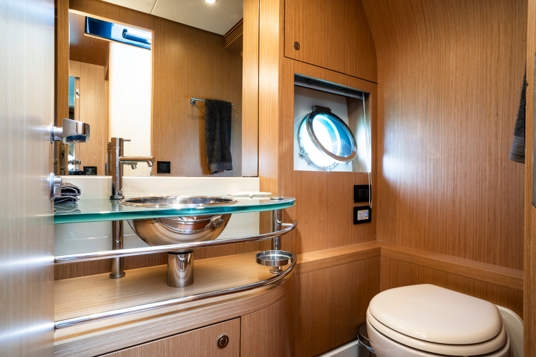 681080f2412f91ab894d795f_SMART YACHTS_18