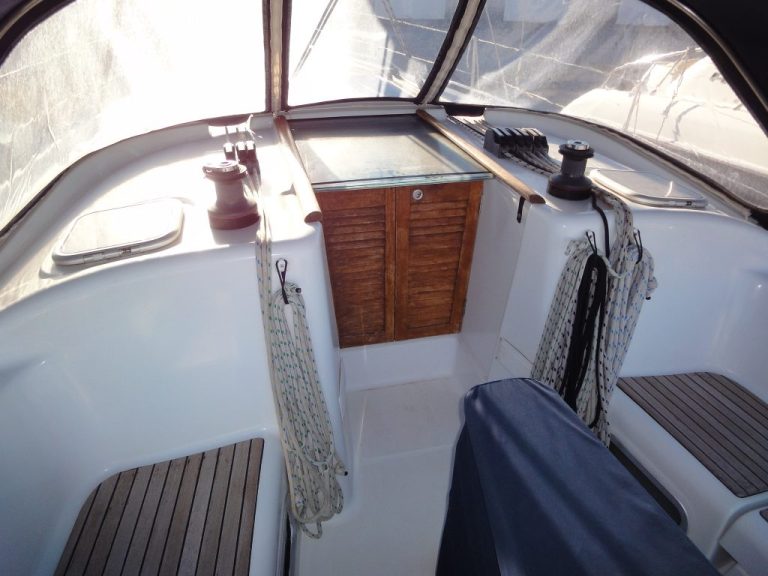 Beneteau-Cyclades-39.3-14-1024x768
