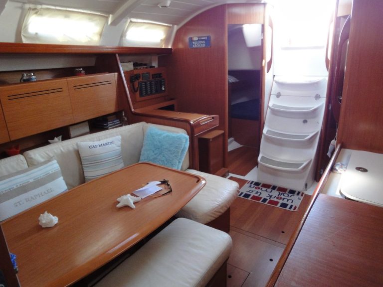 Beneteau-Cyclades-39.3-23-1024x768