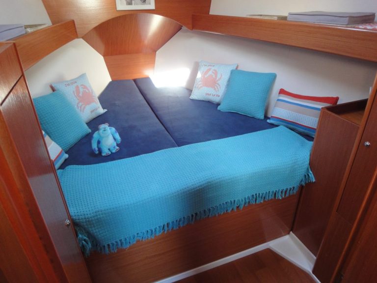 Beneteau-Cyclades-39.3-24-1024x768