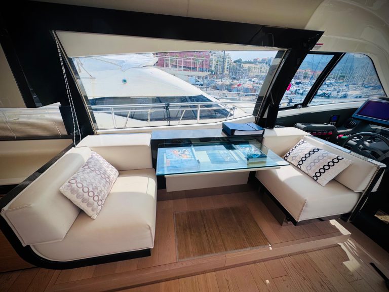 2016-ferretti-550-power-9836707-20250612080240296-1_XLARGE