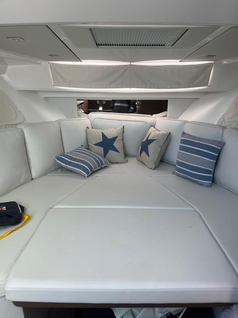 jeanneau-cap-camarat-10-5-17_1761842371165