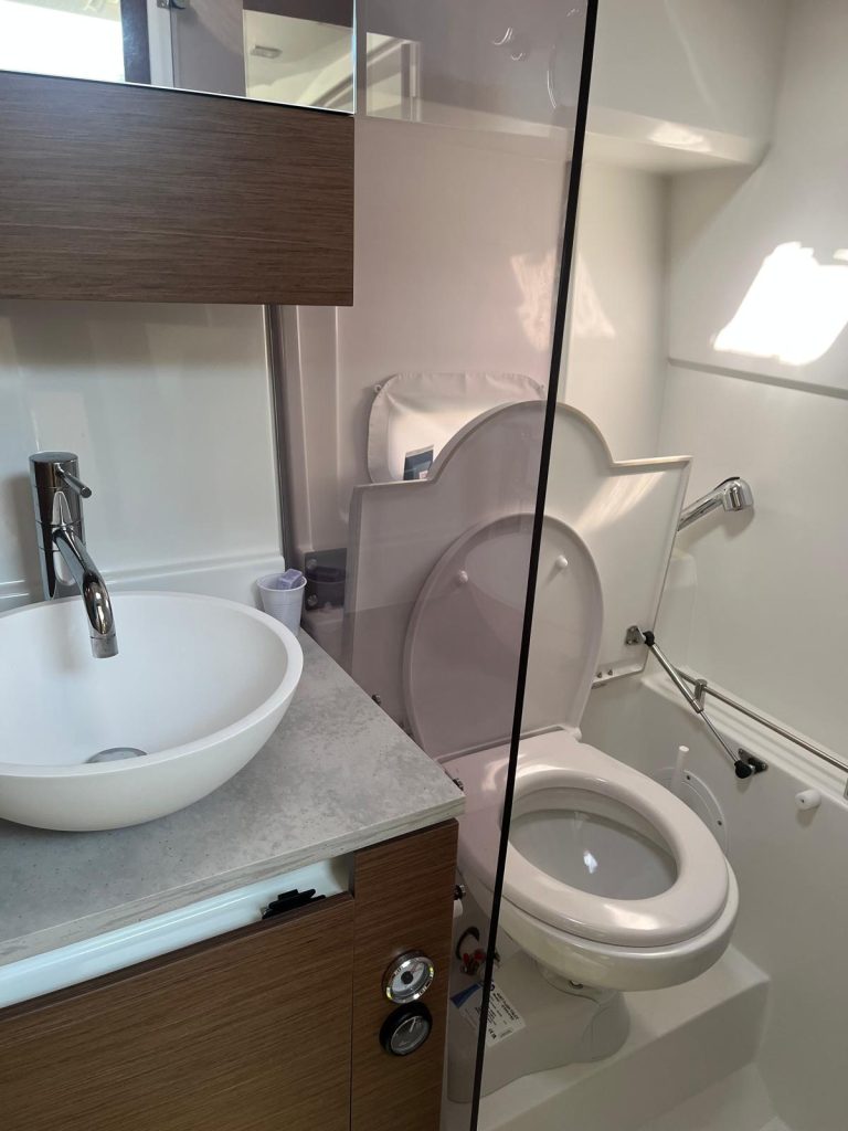 jeanneau-cap-camarat-10-5-22_1761842371927