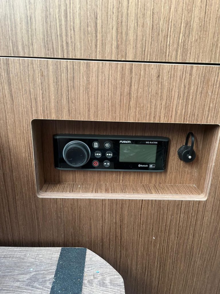 jeanneau-cap-camarat-10-5-25_1761842372433