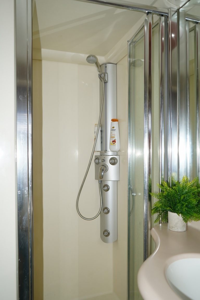 rodman-64-85_1761838769166