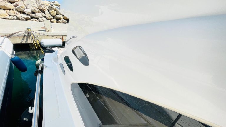 sea-ray-58-sedan-bridge-15_1756138435824