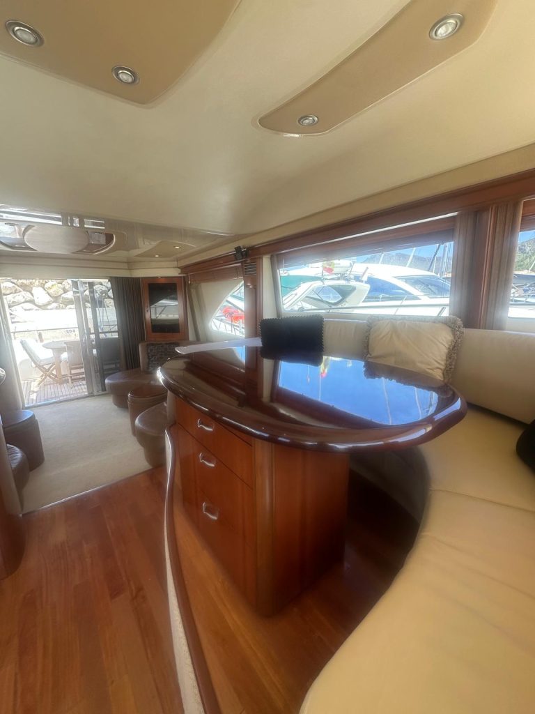 sea-ray-58-sedan-bridge-1_1756138433826