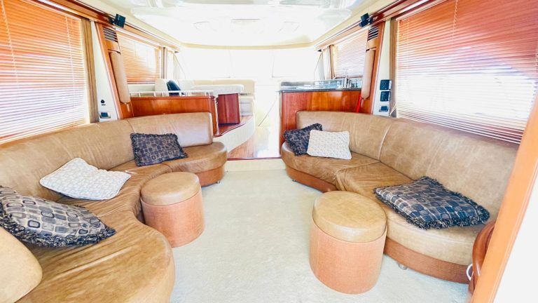 sea-ray-58-sedan-bridge-42_1756138439620