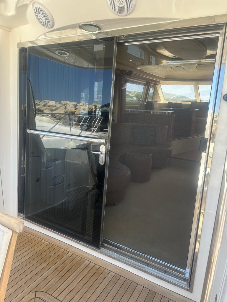 sea-ray-58-sedan-bridge-58_1756138442093