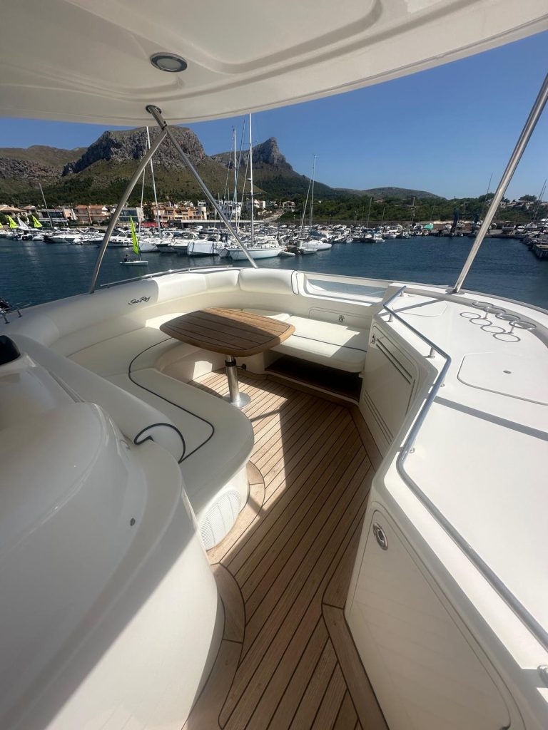 sea-ray-58-sedan-bridge-63_1756138442829