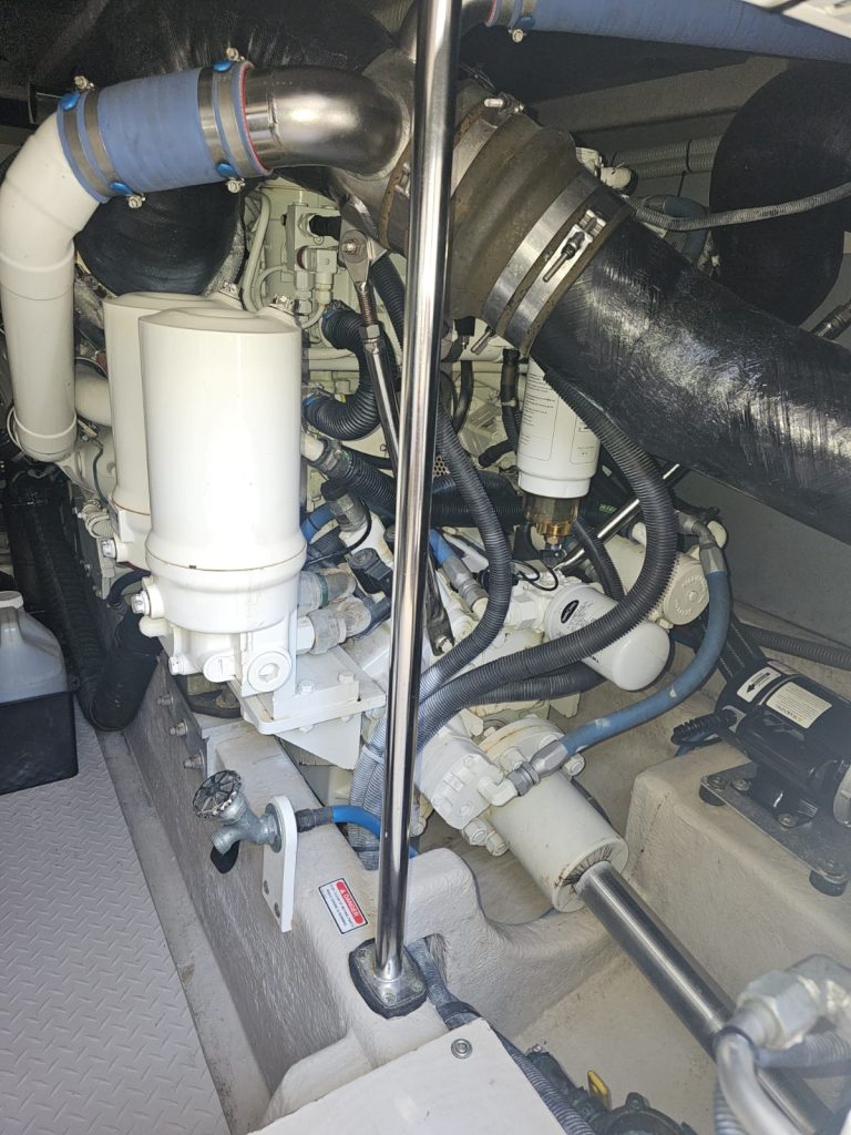 sea-ray-58-sedan-bridge-71_1756138444158