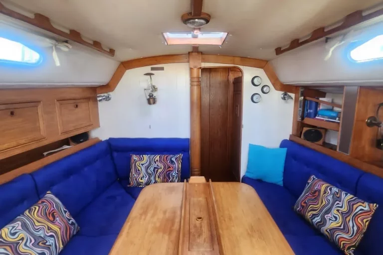 1989-rustler-36-sail-9555693-20251106021259649-4