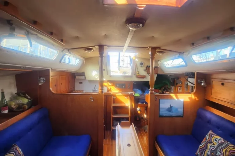 1989-rustler-36-sail-9555693-20251106021259743-6