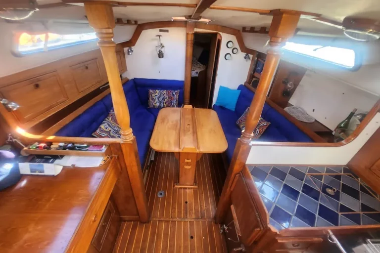 1989-rustler-36-sail-9555693-20251106021259770-14