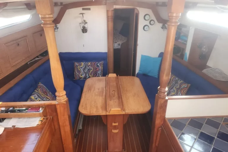 1989-rustler-36-sail-9555693-20251106021259781-12