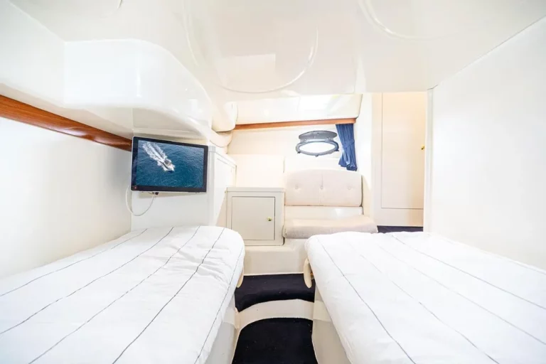 2003-cranchi-endurance-39-power-10047082-20260208023325105-2