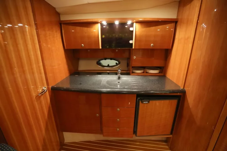 2003-windy-37-grand-mistral-power-9826430-20250604075508877-1_XLARGE