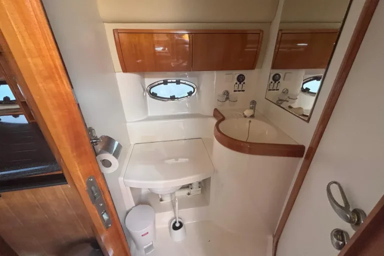 2003-windy-37-grand-mistral-power-9826430-20250721020759294-1