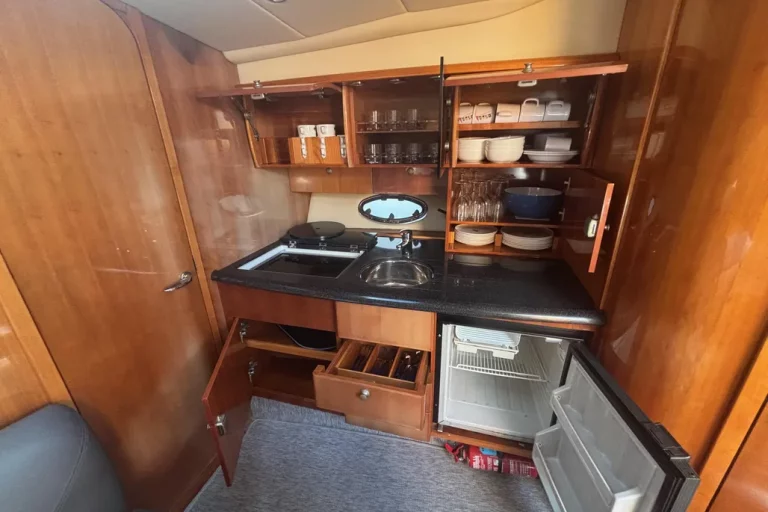 2003-windy-37-grand-mistral-power-9826430-20250721020931008-1