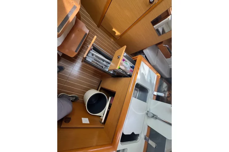 2012-jeanneau-sun-odyssey-379-sail-10077631-20260209040847058-2