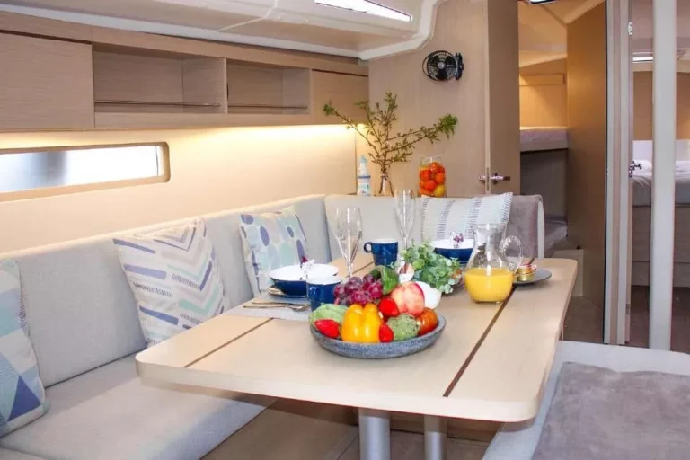 2021-beneteau-oceanis-401-sail-9833151-20250610030509468-1_XLARGE