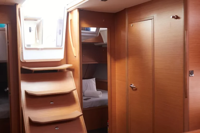 2021-dufour-470-sail-9827708-20250609034305610-1_XLARGE