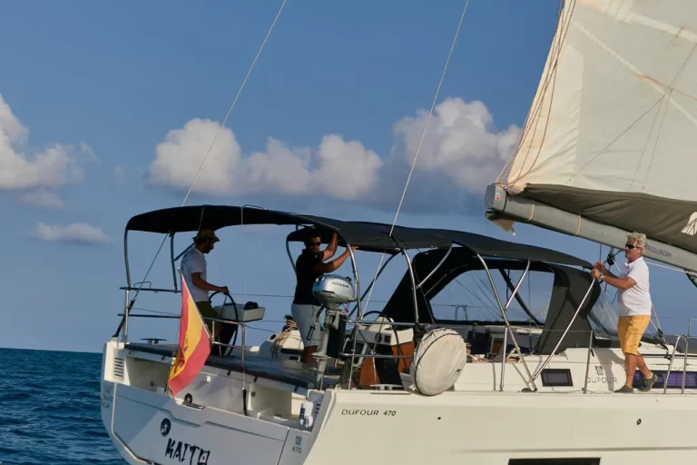 2021-dufour-470-sail-9827708-20250609034422146-1_XLARGE