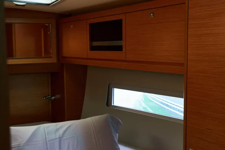 2021-dufour-470-sail-9827708-20250609035458783-1_XLARGE