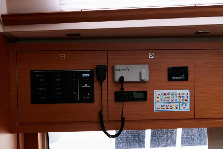 2021-dufour-470-sail-9827708-20250609035522425-1_XLARGE