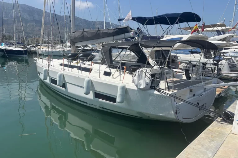 2021-dufour-470-sail-9827708-20250623033448070-1