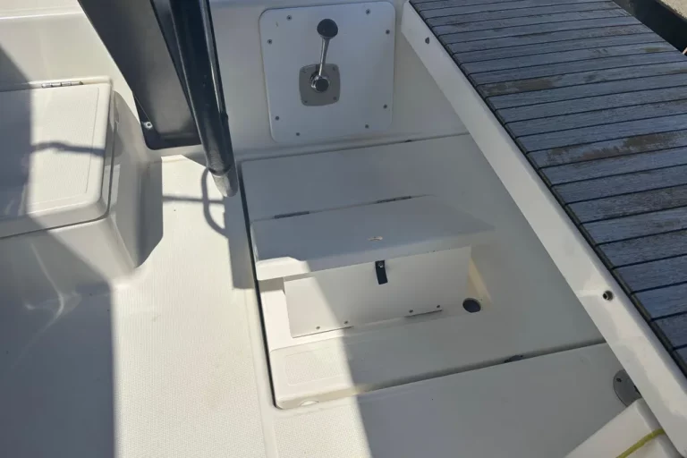 2021-dufour-470-sail-9827708-20250623034110677-1