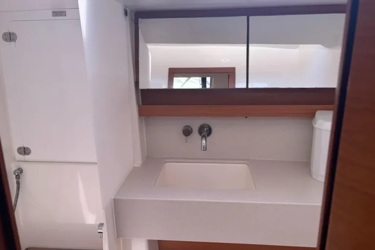 2021-dufour-470-sail-9827708-20250623034706361-1