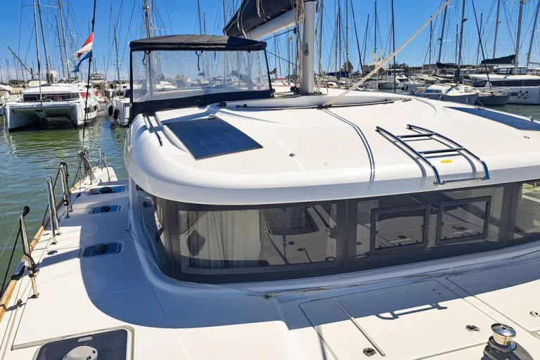 2022-lagoon-40-sail-9340640-20251002050441176-4