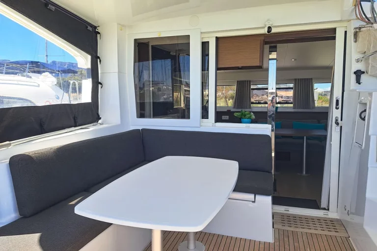2022-lagoon-40-sail-9340640-20251002053252466-4