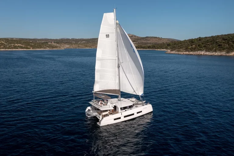 2024-dufour-catamarans-48-sail-9829140-20250606022626492-1_XLARGE