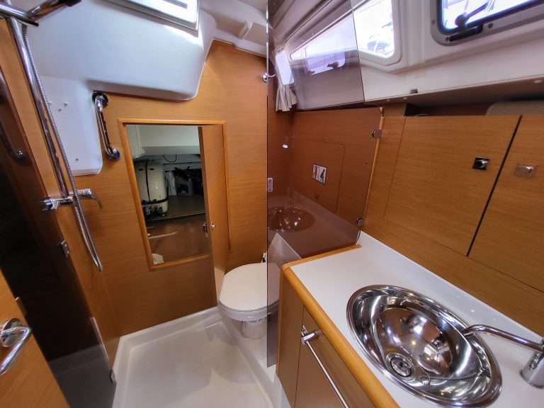 9 baño popa y cofre oceanic