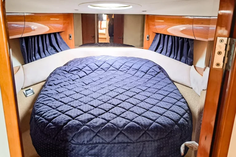 2002-princess-45-flybridge-power-9831490-20250608043745315-1_XLARGE