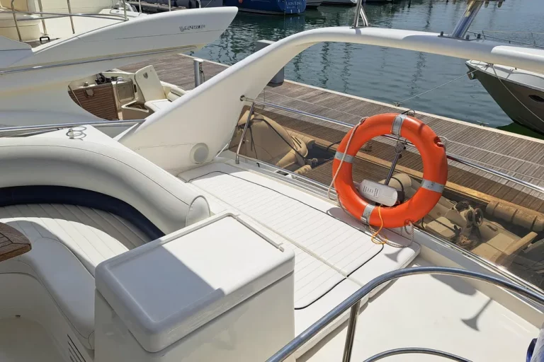 2002-princess-45-flybridge-power-9831490-20250608043838218-1_XLARGE