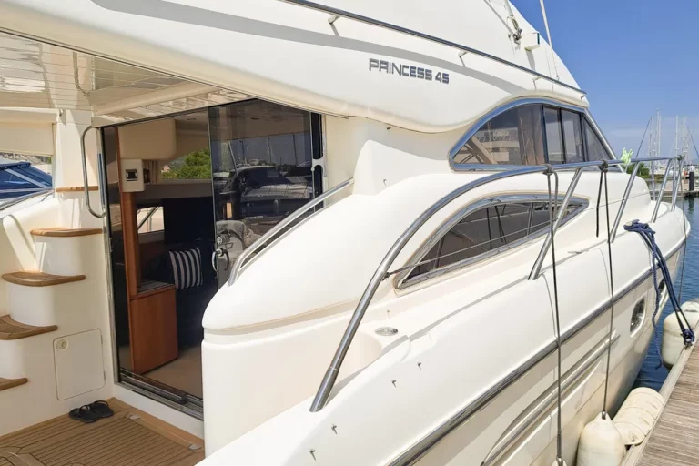 2002-princess-45-flybridge-power-9831490-20250608043855110-1_XLARGE