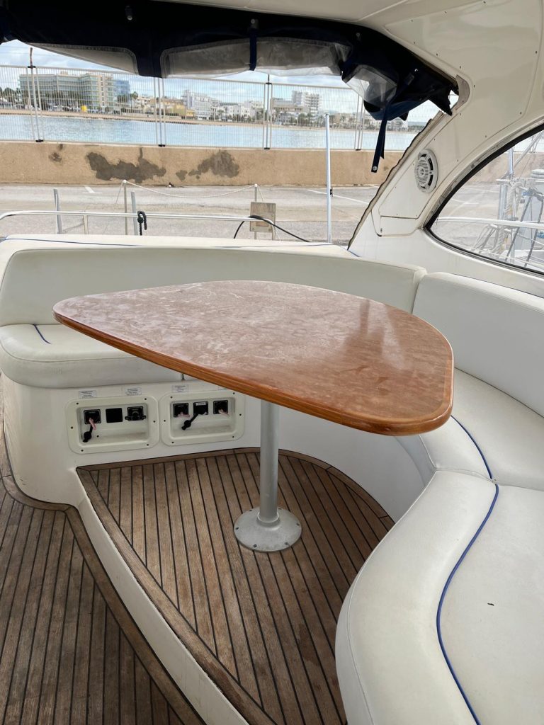 bavaria-yachts-38-sport-ht-18_1765277752960